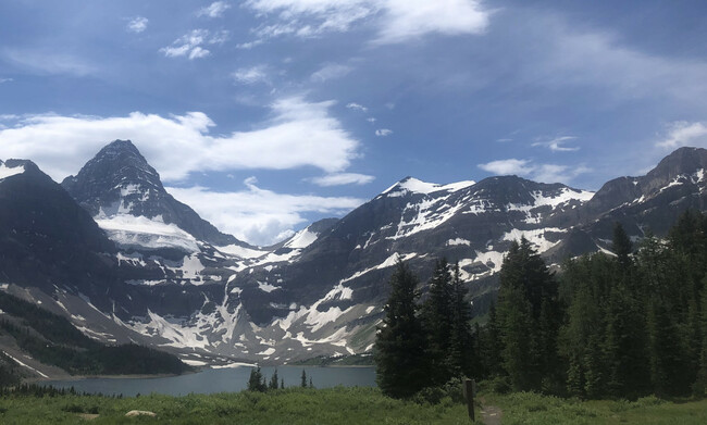 Mt Assiniboine