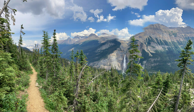 Takakkaw Falls